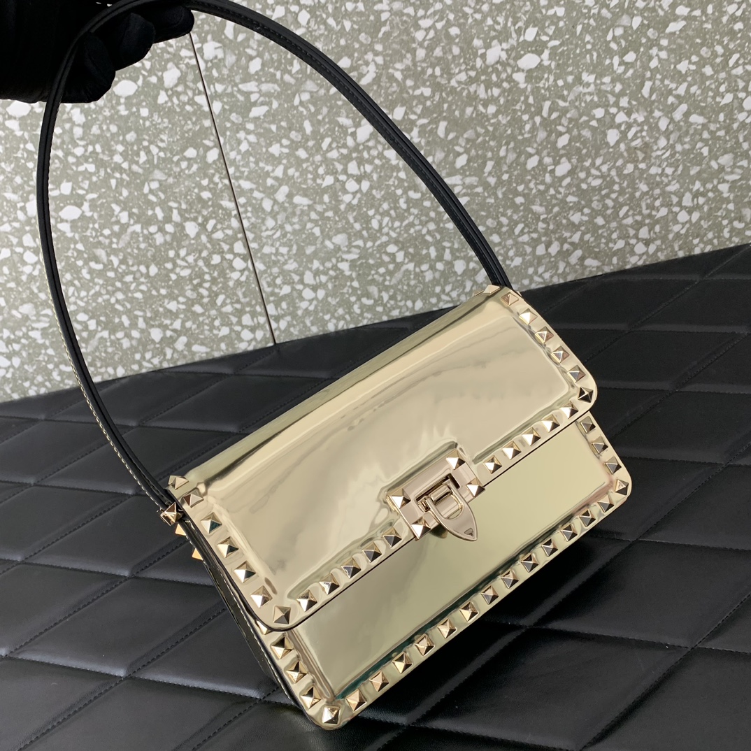 Valentino Garavani Rockstud Big Shoulder Bag in Gold Smooth Leather